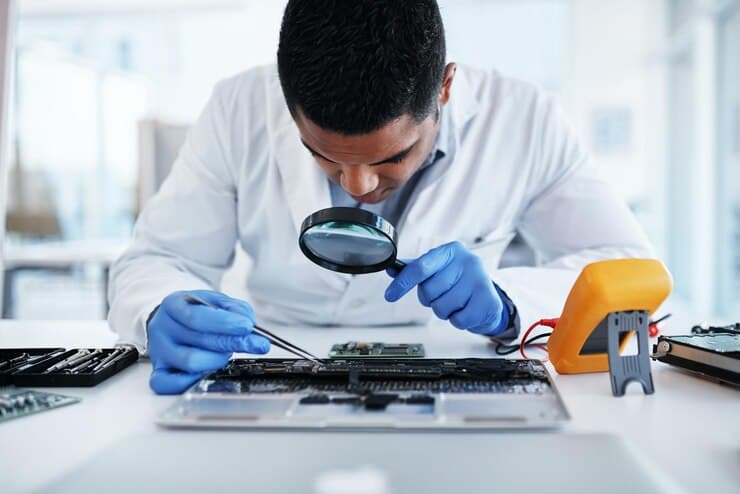 Manutenção de equipamentos elétricos de laboratórios